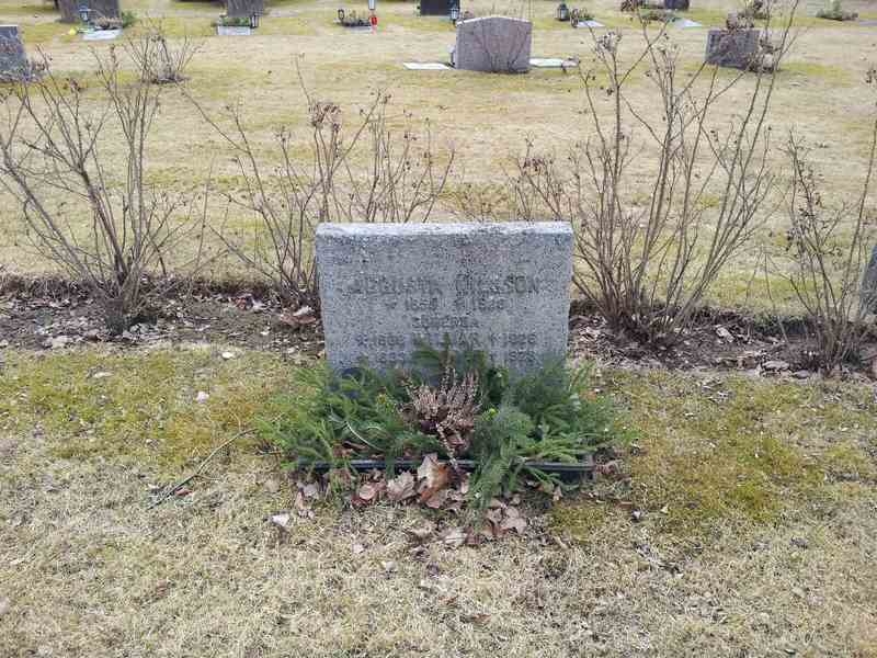 Grave number: 1 GL.4     5