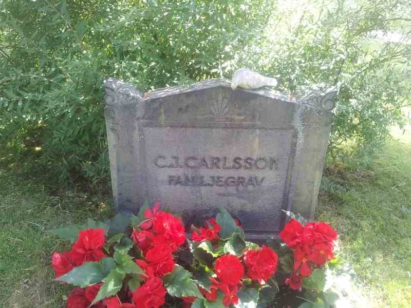 Grave number: 1 NE    60