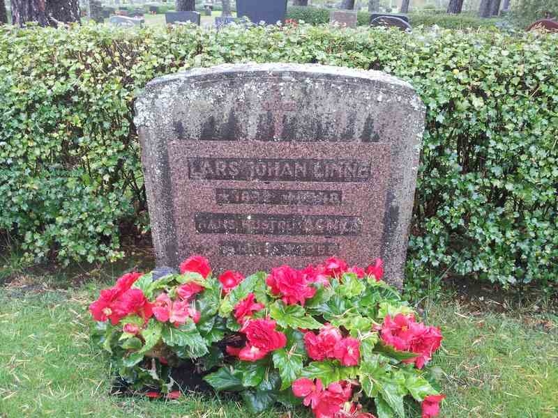 Grave number: 1 NH   165