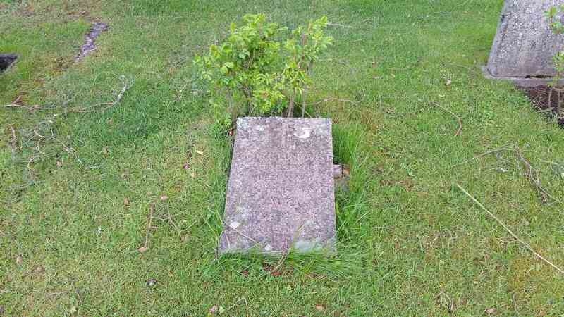 Grave number: 1 GL.7    44