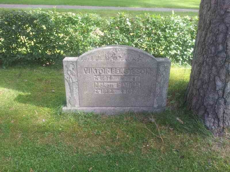 Grave number: 1 KV.1    98-99