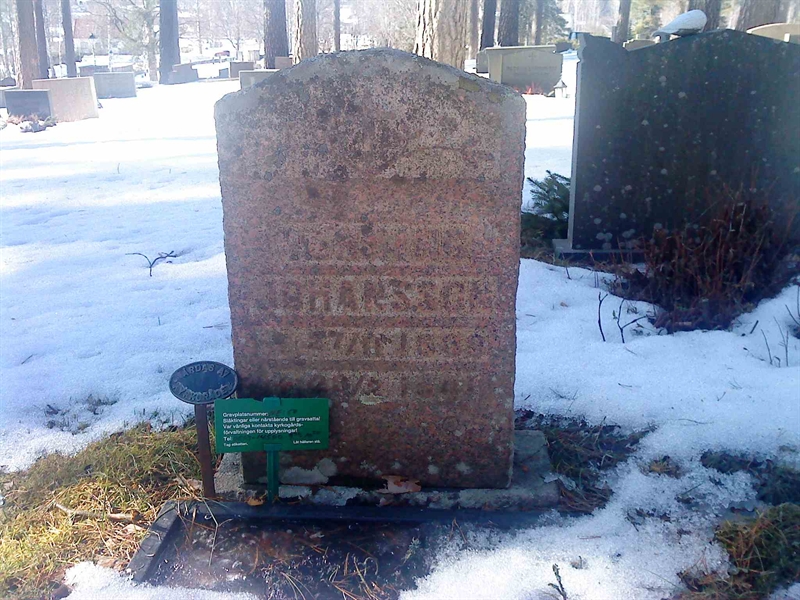 Grave number: 1 NE    67