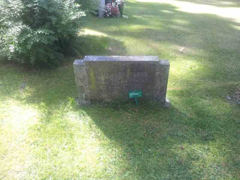 Grave number: 1 NE    38