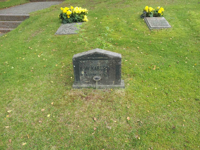 Grave number: 1 GL.7     1