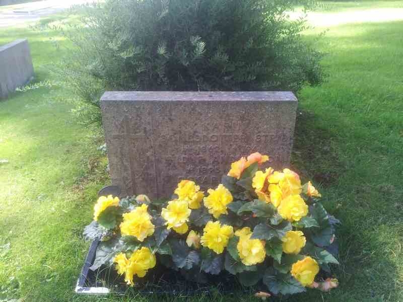 Grave number: 1 NF    62