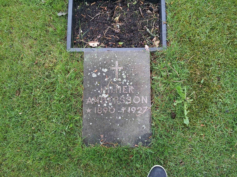 Grave number: 1 GL.9    58-59