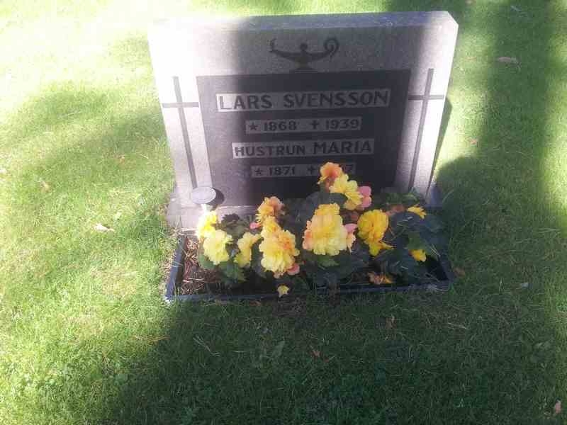 Grave number: 1 NF    82