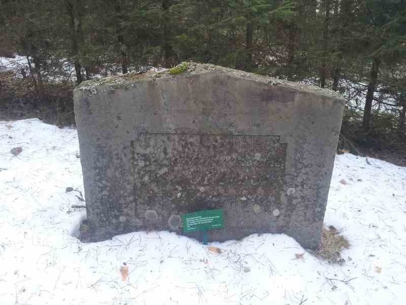 Grave number: 1 KV.5    10-11