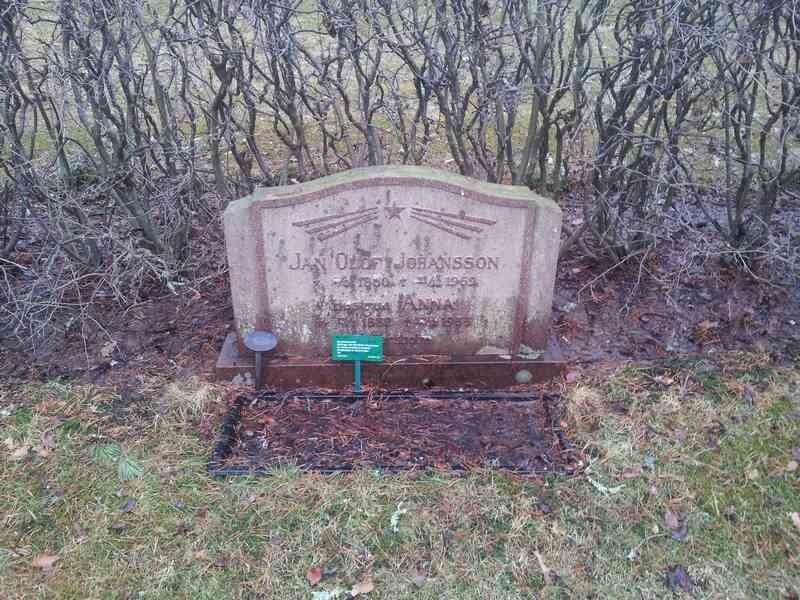 Grave number: 1 KV.4    90-91