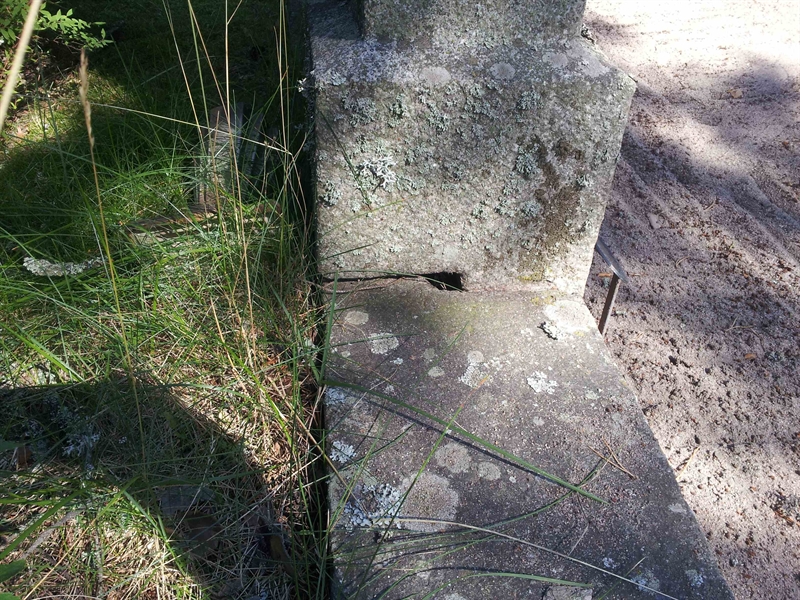 Grave number: 1 GL10    42