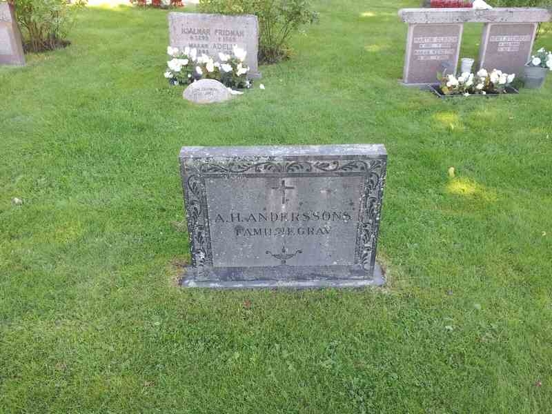 Grave number: 1 GL.3    30