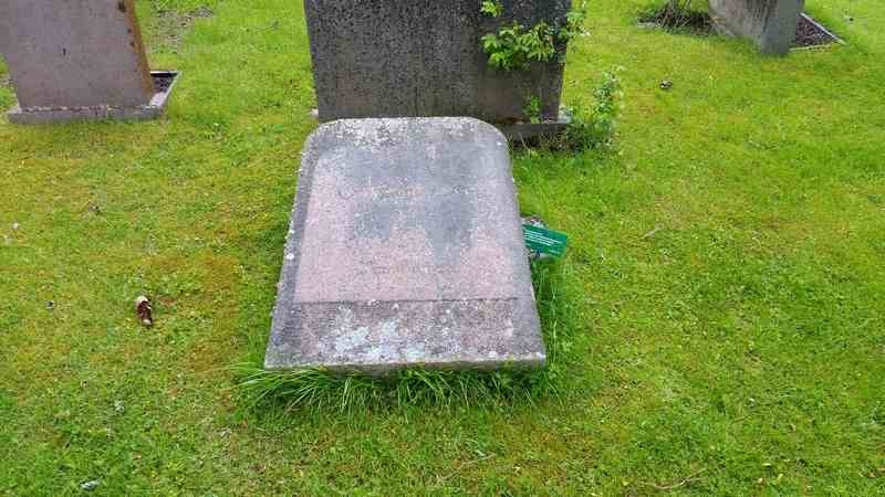 Grave number: 1 GL.7    38