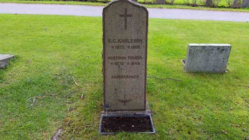 Grave number: 1 GL.7    36