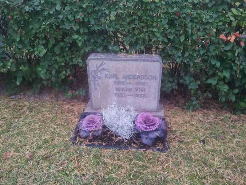 Grave number: 1 KV.9   292-293