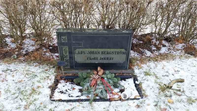 Grave number: 1 NI    19