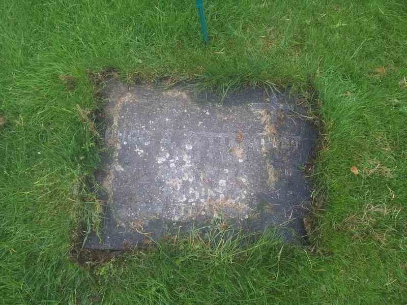 Grave number: 1 GL.9     2