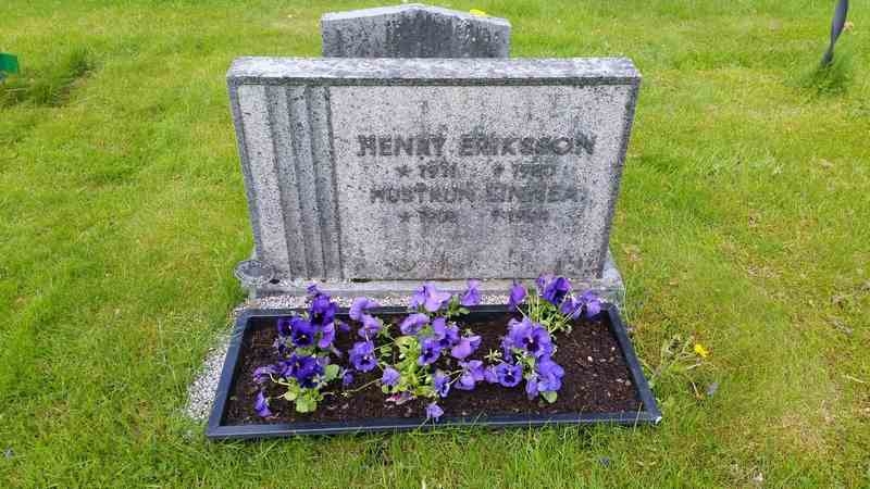 Grave number: 1 GL.8    78-79