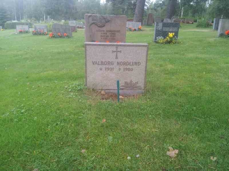 Grave number: 1 GL.9   208