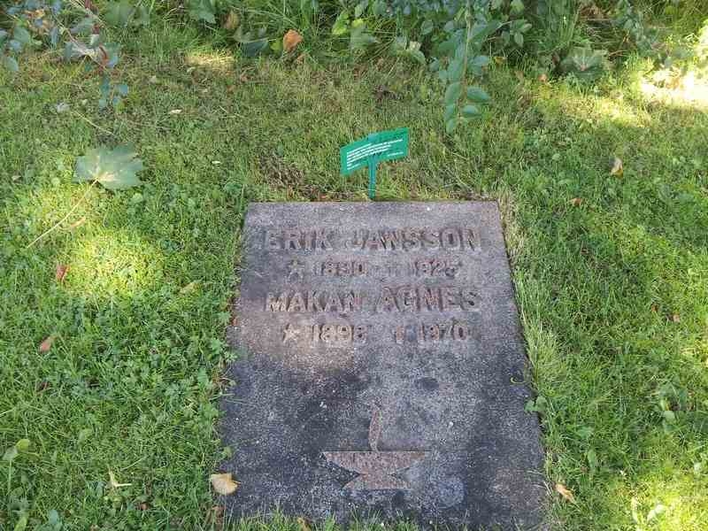 Grave number: 1 GL.3    55