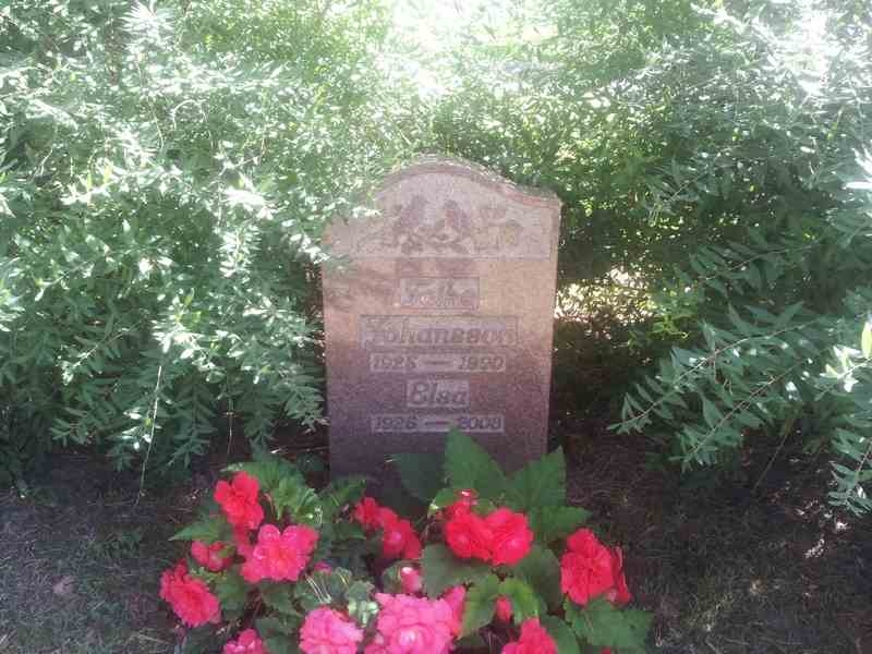 Grave number: 1 NE    62