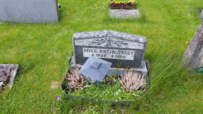 Grave number: 1 GL.8   146