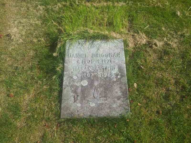 Grave number: 1 NH   326