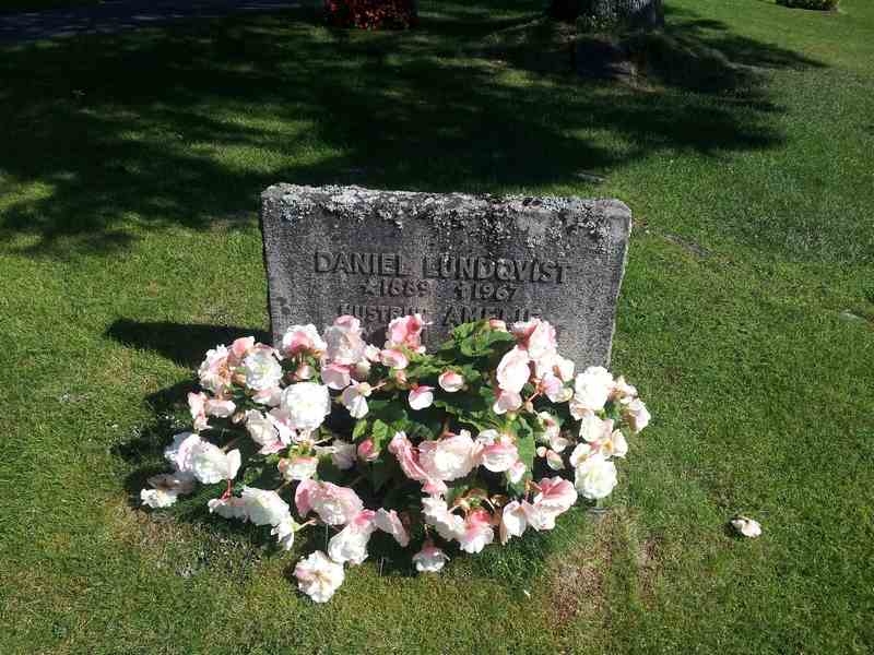 Grave number: 1 GL.3    58-59