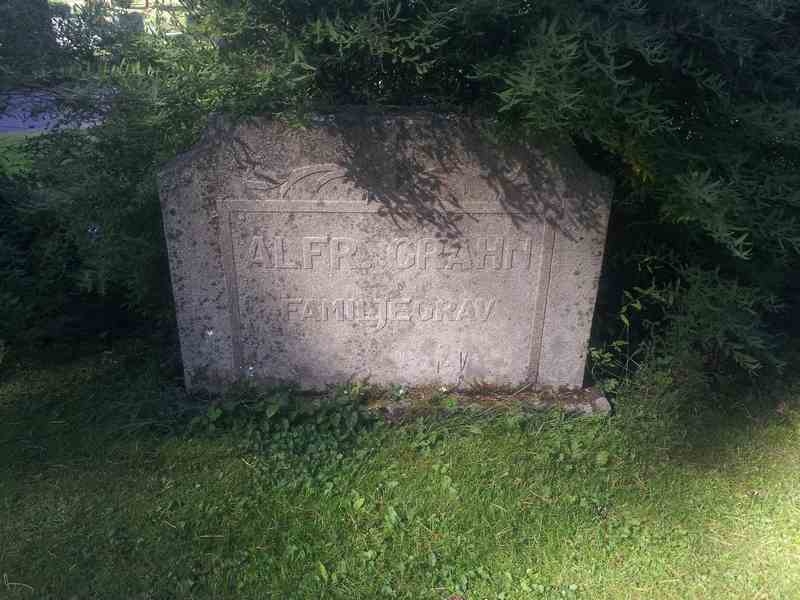 Grave number: 1 NE     8