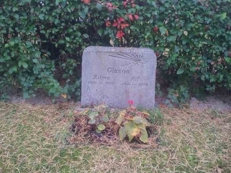 Grave number: 1 KV.9   279-280