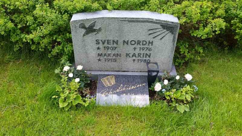 Grave number: 1 GL.8   328-329