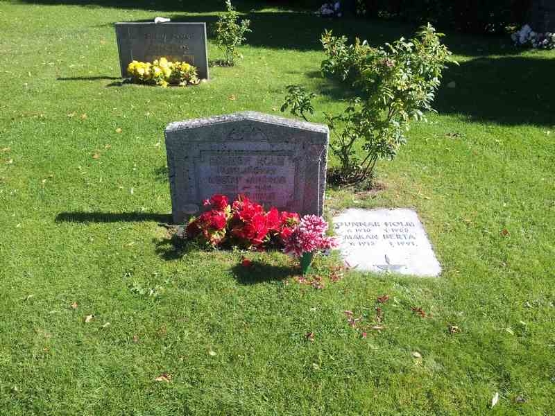 Grave number: 1 GL.3    35