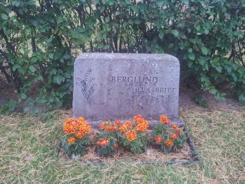 Grave number: 1 KV.9   244-245