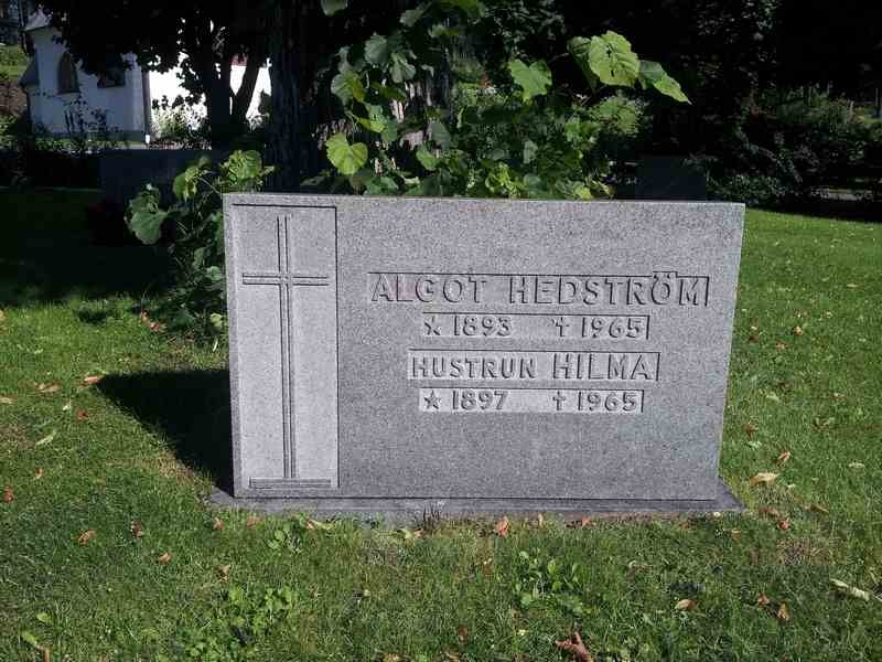 Grave number: 1 GL.3    99-100