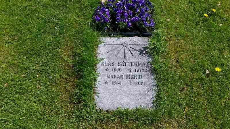 Grave number: 1 GL.8   358