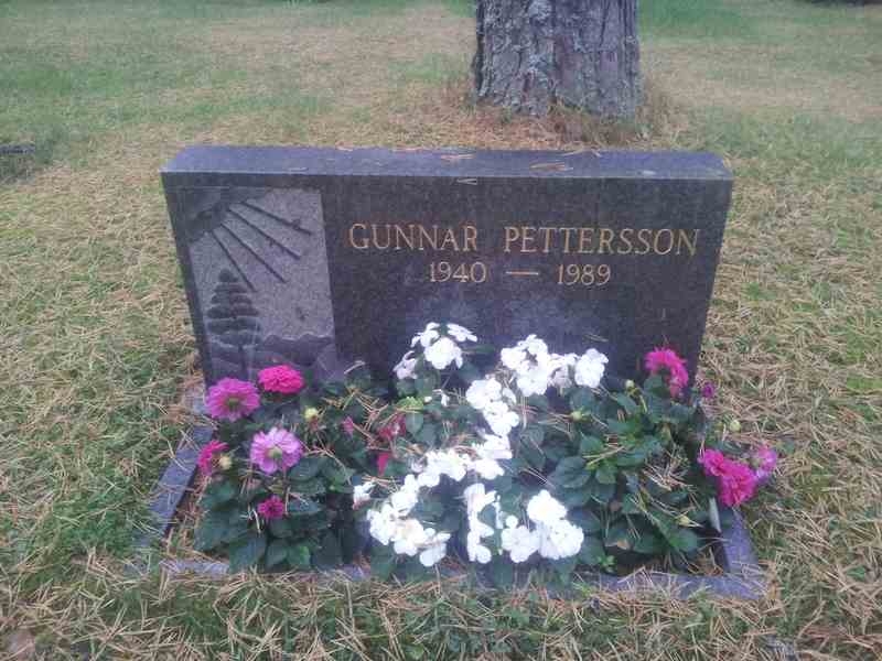 Grave number: 1 KV.9   205