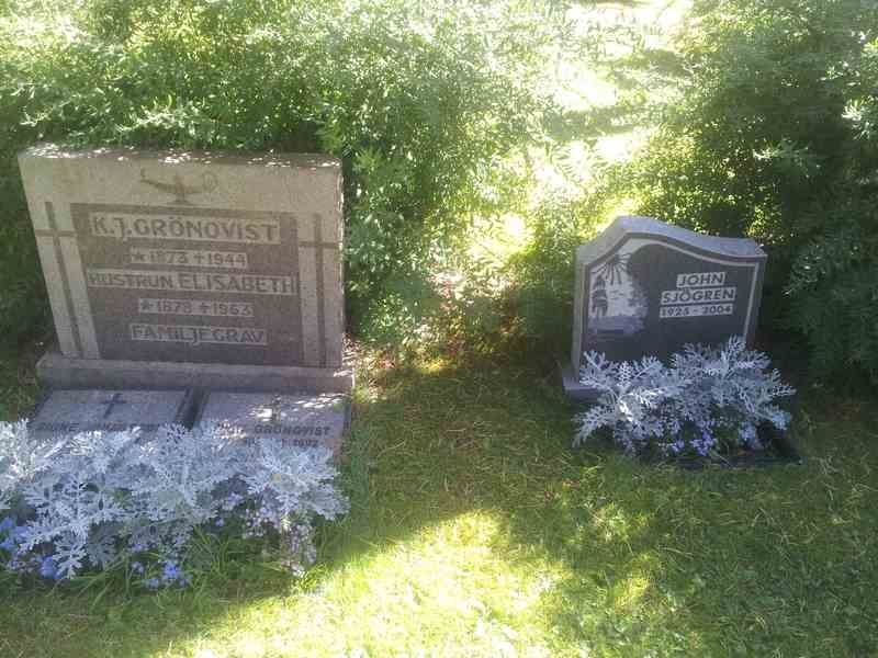 Grave number: 1 NE    52