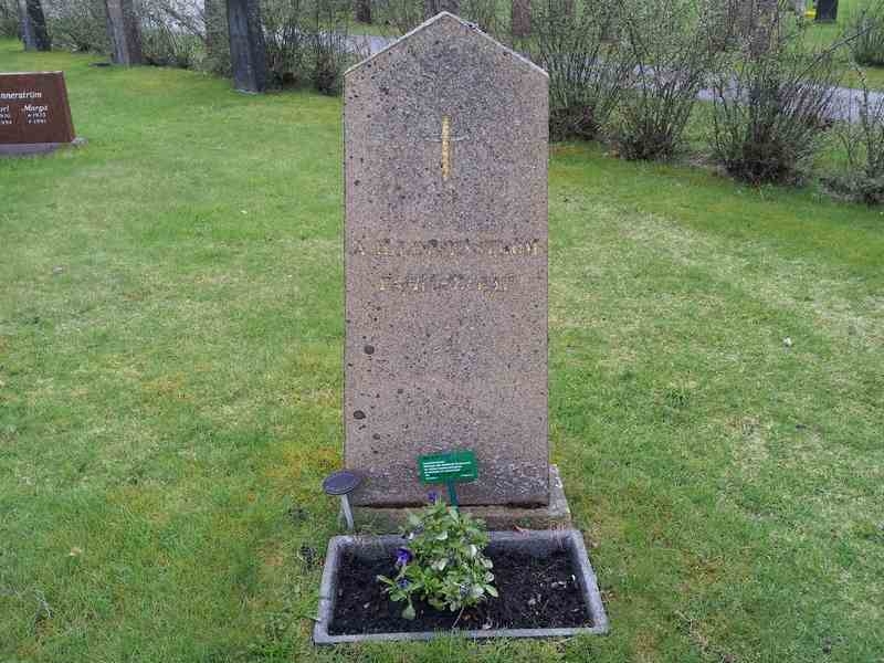 Grave number: 1 GL.3     2