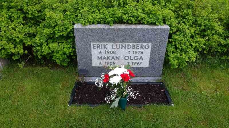 Grave number: 1 GL.8   294-295