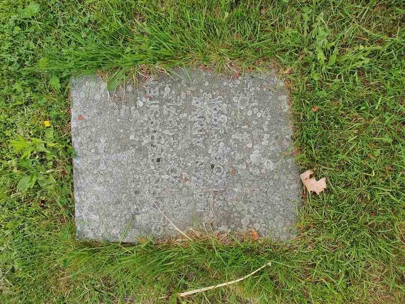 Grave number: 1 NH   320