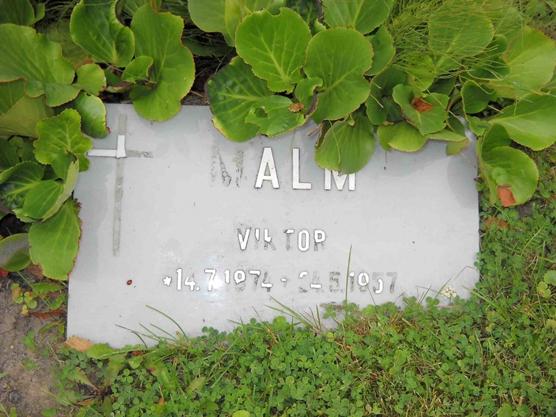 Grave number: 3 MB 16 38