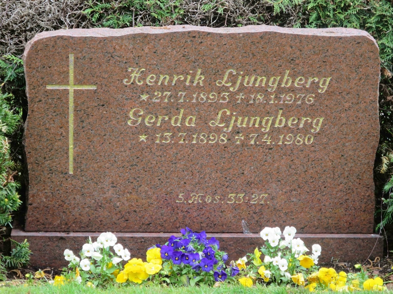 Grave number: HÖB 70G   182
