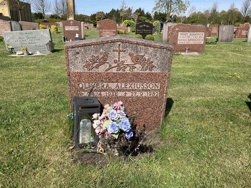 Grave number: R 01 638