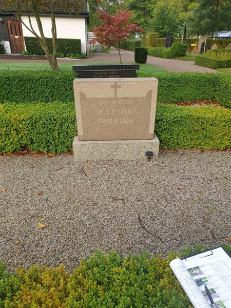 Grave number: Kg XVIII    18