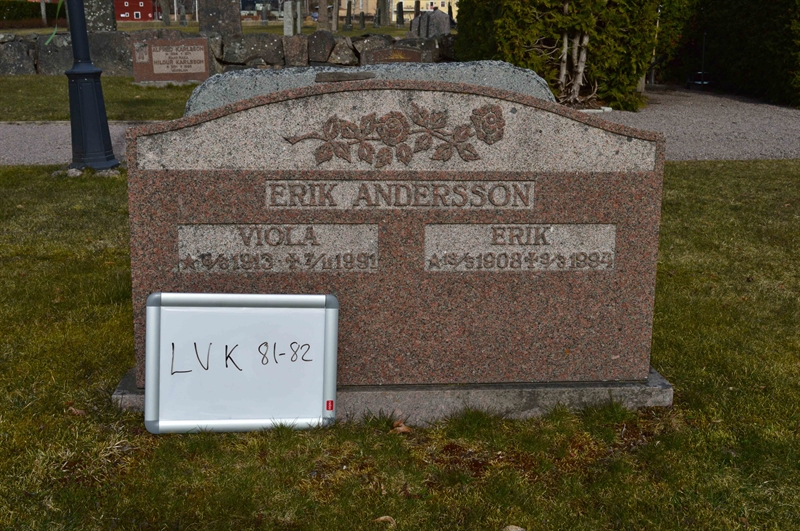 Grave number: LV K    81, 82