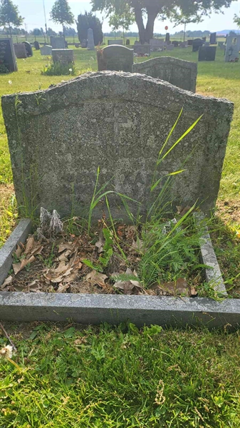 Grave number: D G 3   420a