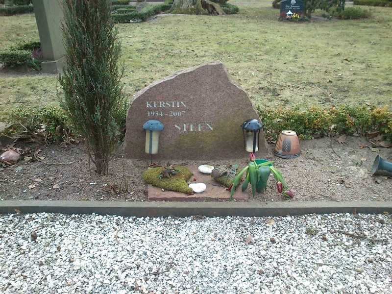 Grave number: Kg XI    56
