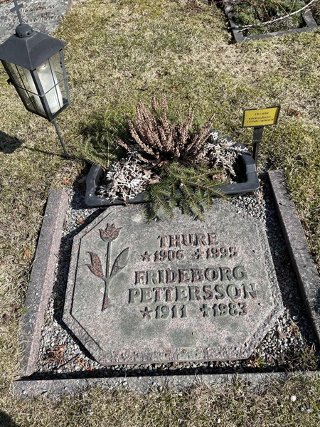 Grave number: 1 U2    18