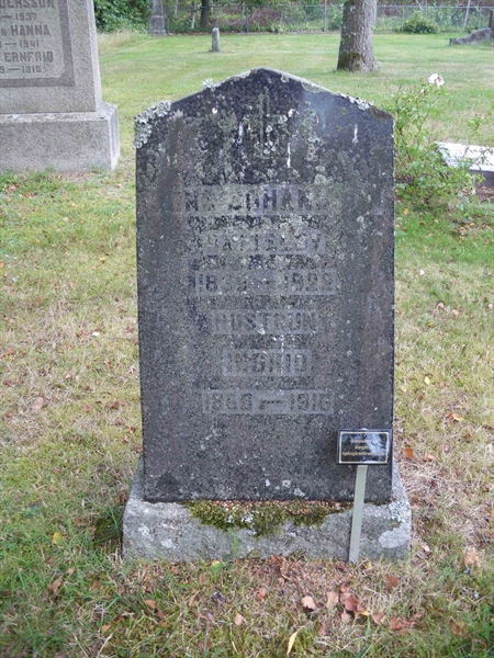 Grave number: SB 05     6