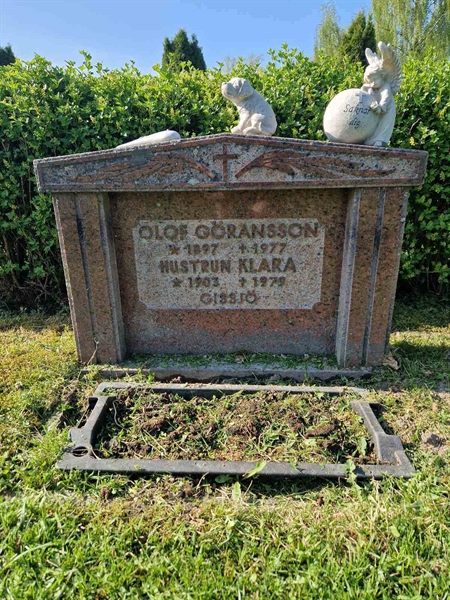 Grave number: 501 24 4855-4856