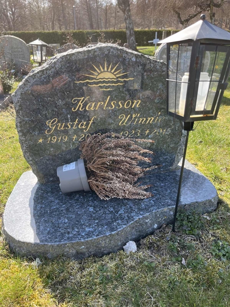 Grave number: GN 002  4079
